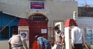 သံတွဲအကျဉ်းထောင်က ကယ်ထုတ်လာခဲ့တဲ့ အကျဉ်းသား ၃၇၂ ဦးထဲက နိုင်ငံရေးအကျဉ်းသား ၄၁ ဦးကို အေအေကပြန်လွတ်ပေး