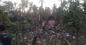 မင်းပြားမြို့နယ် အတွင်းက မြစ်နားကျေးရွာကို စစ်ကောင်စီ လေကြောင်းပစ်ခတ်လို့ ၃ ဦးသေ ၈ ဦးဒဏ်ရာရ