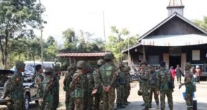 ရတနာမြိုင် နဲ့ ကျွဲခြံကွင်းကျေးရွာတွေက စစ်ရှောင်တွေကို စစ်ကောင်စီတပ်တွေ နဲ့ ကြံခိုင်ရေးပါတီဝင်တွေက ဧည့်စာရင်းဝင်ရောက်စစ်ဆေး