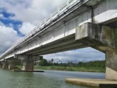 ကုလားပြင်တံတားကို စစ်ကောင်စီက လေကြောင်းက ဗုံးကြဲဖျက်ဆီးခဲ့တာကြောင့် ကြမ်းခင်းတချို့ ပျက်စီးသွား