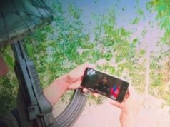 အာရက္ခတပ်တော် ရဲဘော်တွေ အနေ နဲ့ ဗန်းမော်မြို့ကို သိမ်းပြီးတော့ ကချင်ပြည်သူတွေကို လက်ဆောင်ပေးဖို့ စစ်ဦးစီးချုပ်မှာကြား