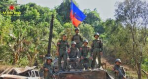 ကျောက်ဖြူက ဓညဝတီရေတပ်ဌာနချုပ် နဲ့ ၆ မိုင်အကွာကို အေအေ ထိုးစစ်ရောက်လာ