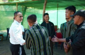 အေအေ စစ်ဦးစီးချုပ် နဲ့ ချင်းပြည်သူ့တပ်မတော်တို့ တွေ့ဆုံဆွေးနွေး