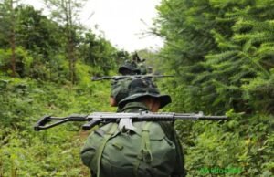 တောင်ကုတ် – ပန်းတောင်လမ်း အနီးမှာ အေအေ နဲ့ စကမ တပ်တွေ တိုက်ပွဲပြင်းထန်နေ